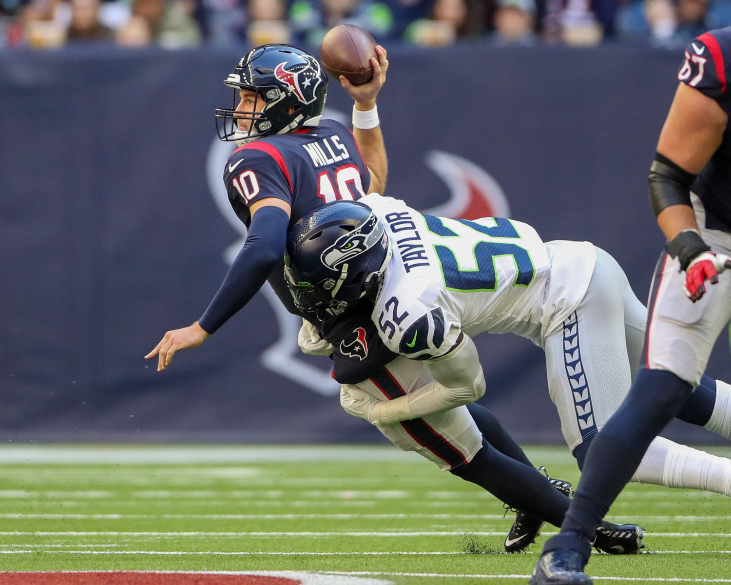 Texans blown out by Seahawks despite Mills solid day
