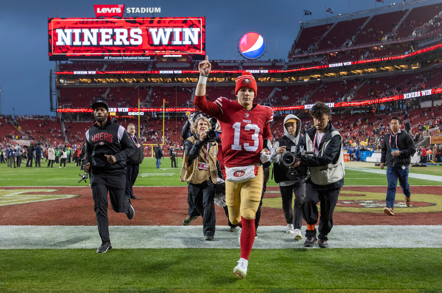 Tim Cowlishaw: Brock Purdy, 49ers stand between Cowboys and elusive trip to  NFC title game
